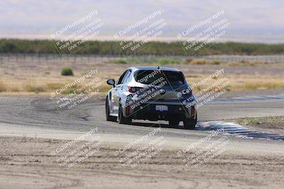 media/Oct-04-2025-OnGrid (Sat) [[44bd565ffa]]/Green Group/Grapevine/